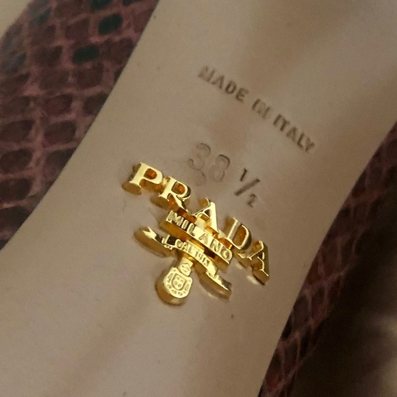 PRADA PEEP-TOE PUMPS - Picture 3 of 7